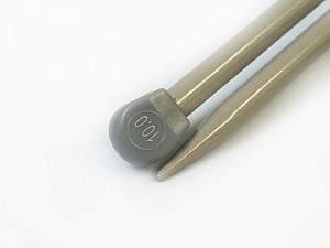 10 mm (US 15) A set of 2 knitting needles. Length: 35 cm (14&). 10 mm (US 15) Brand SKC, Yarn Thickness Other, acs-42