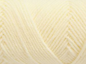 Items made with this yarn are machine washable & dryable. Composition 100% Acrylique, Brand Ice Yarns, Cream, fnt2-71180